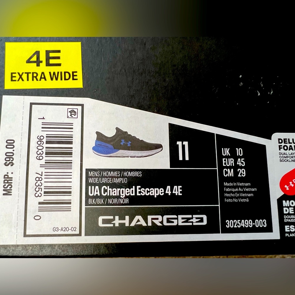 MEN`S UNDER ARMOUR UA CHARGED ESCAPE 4(4E) SNEAKERS SIZE  11 WIDE NEW BLK